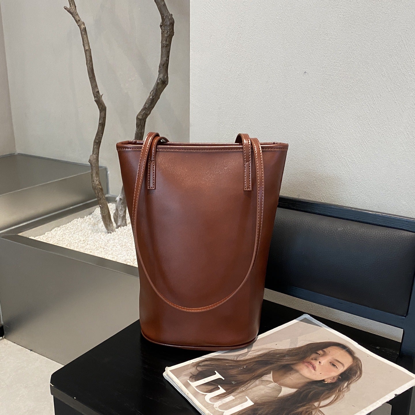 Women’s Leather Shoulder Bucket Purse