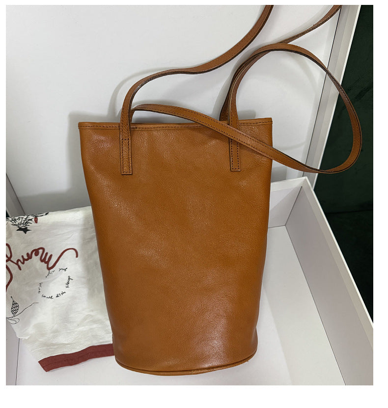 Women’s Genuine Leather Single Shoulder Bucket Bag