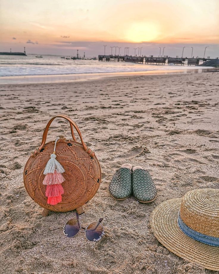 Round Rattan Bag with Handle Wicker Bags Premium Weaving