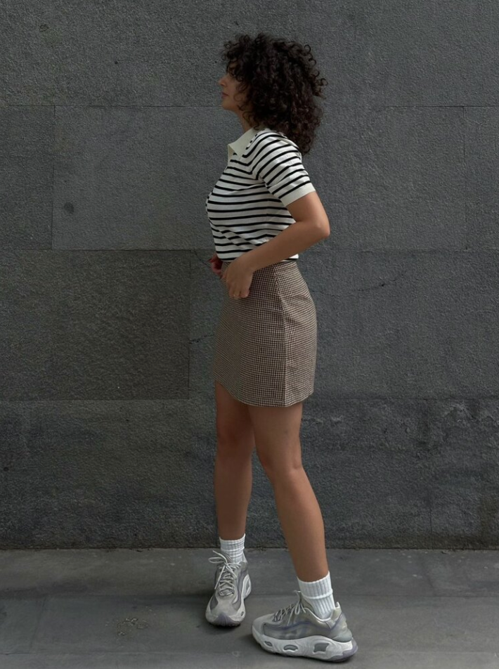 High-waisted houndstooth mini skirt