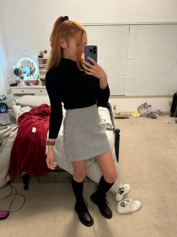 High-waisted houndstooth mini skirt