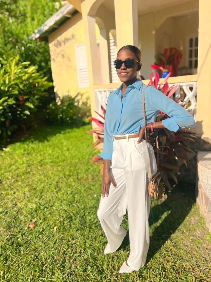 Women’s Classic Button-Down Shirt