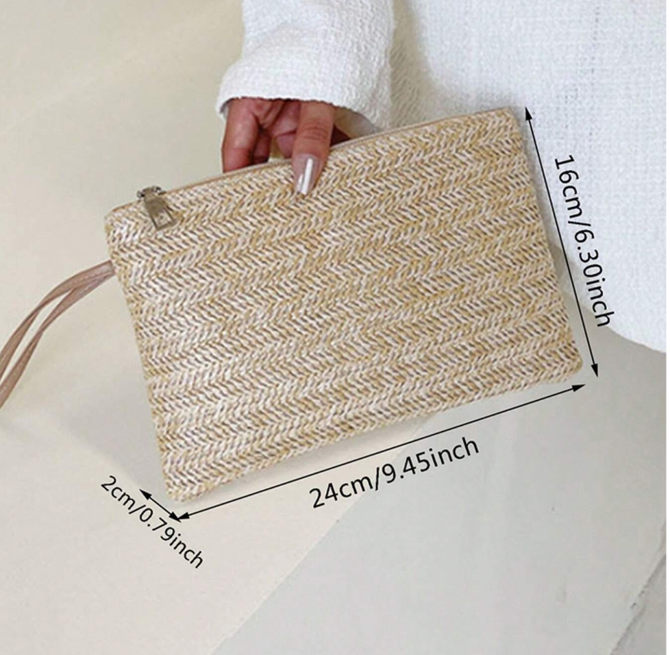 Small Straw Clutch Purse