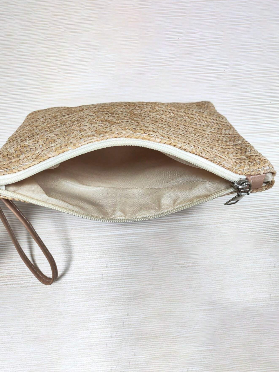 Small Straw Clutch Purse