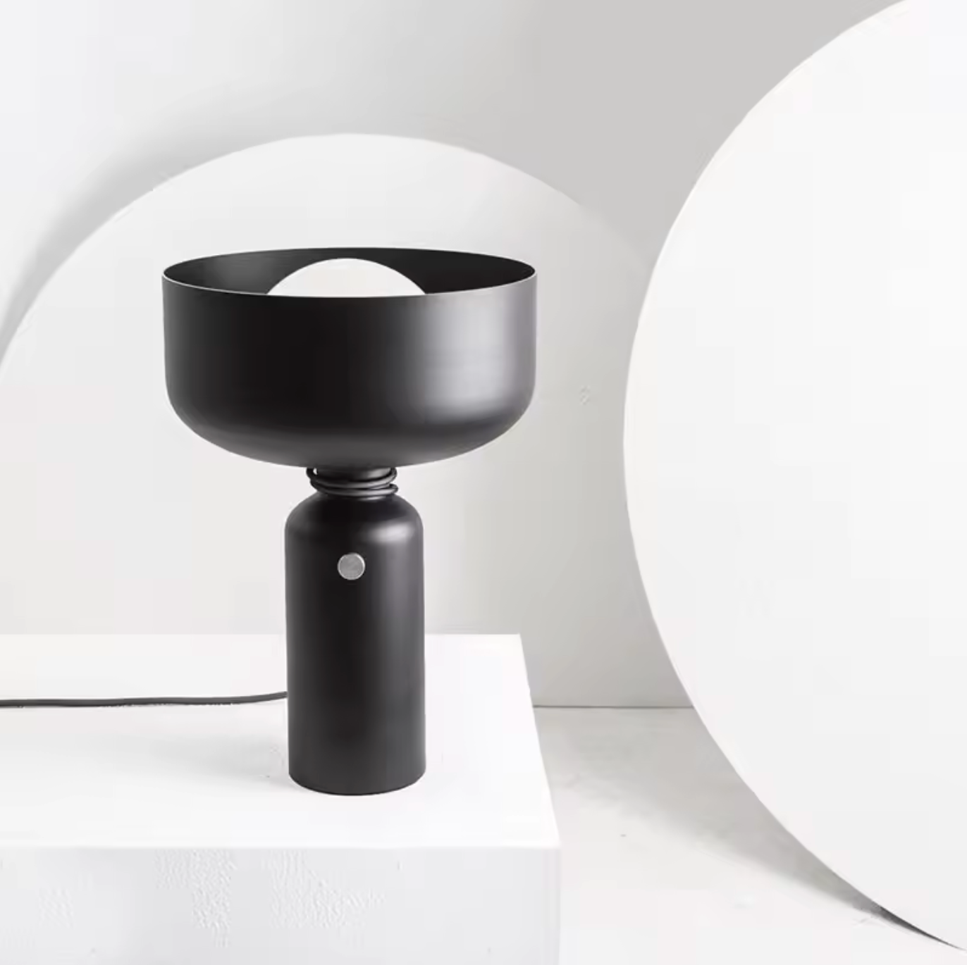 Scandinavian Metal Desk Modern Black Table Lamp