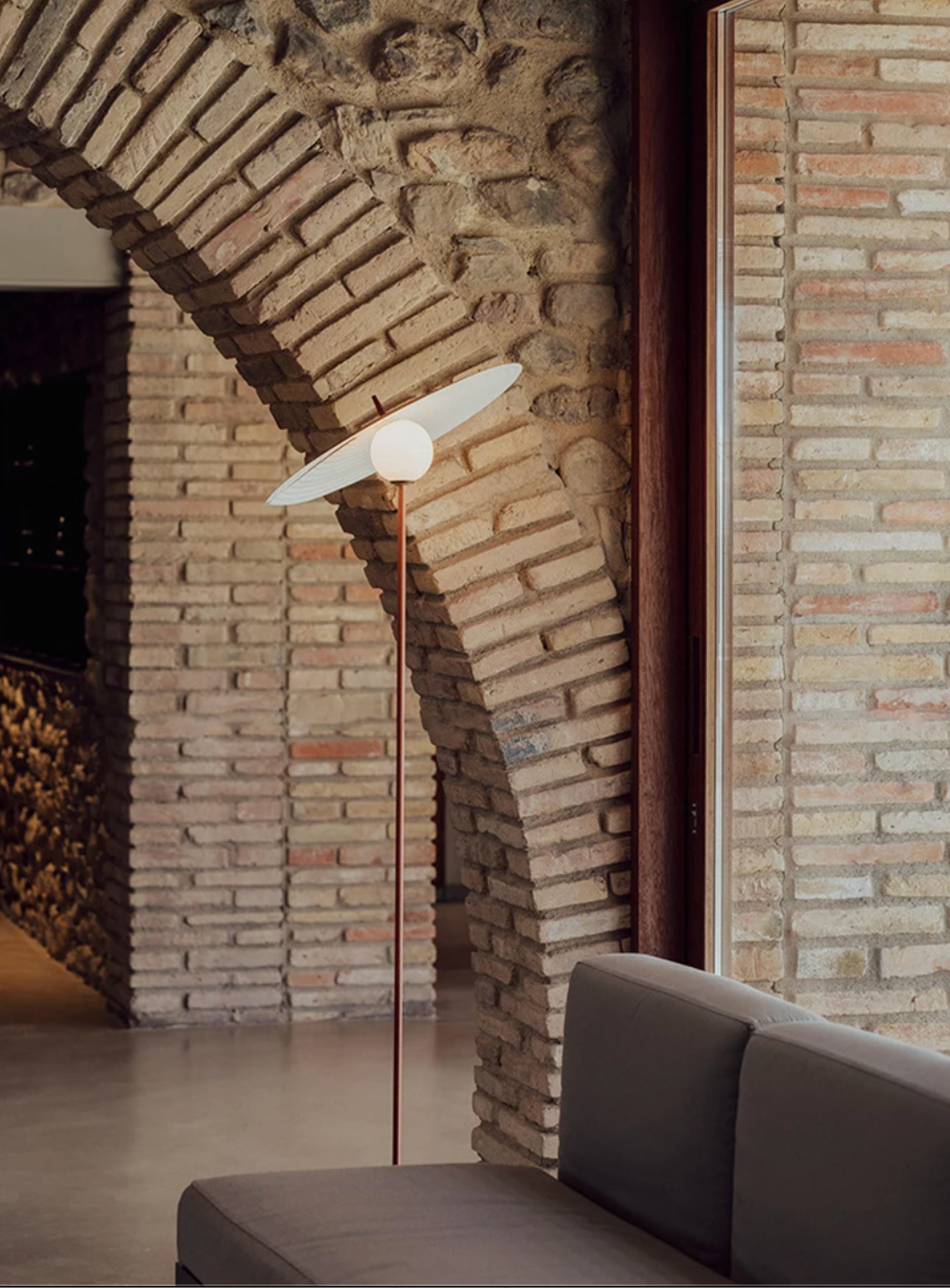 Art Deco Modern Floor Lamp with Disc Shade
