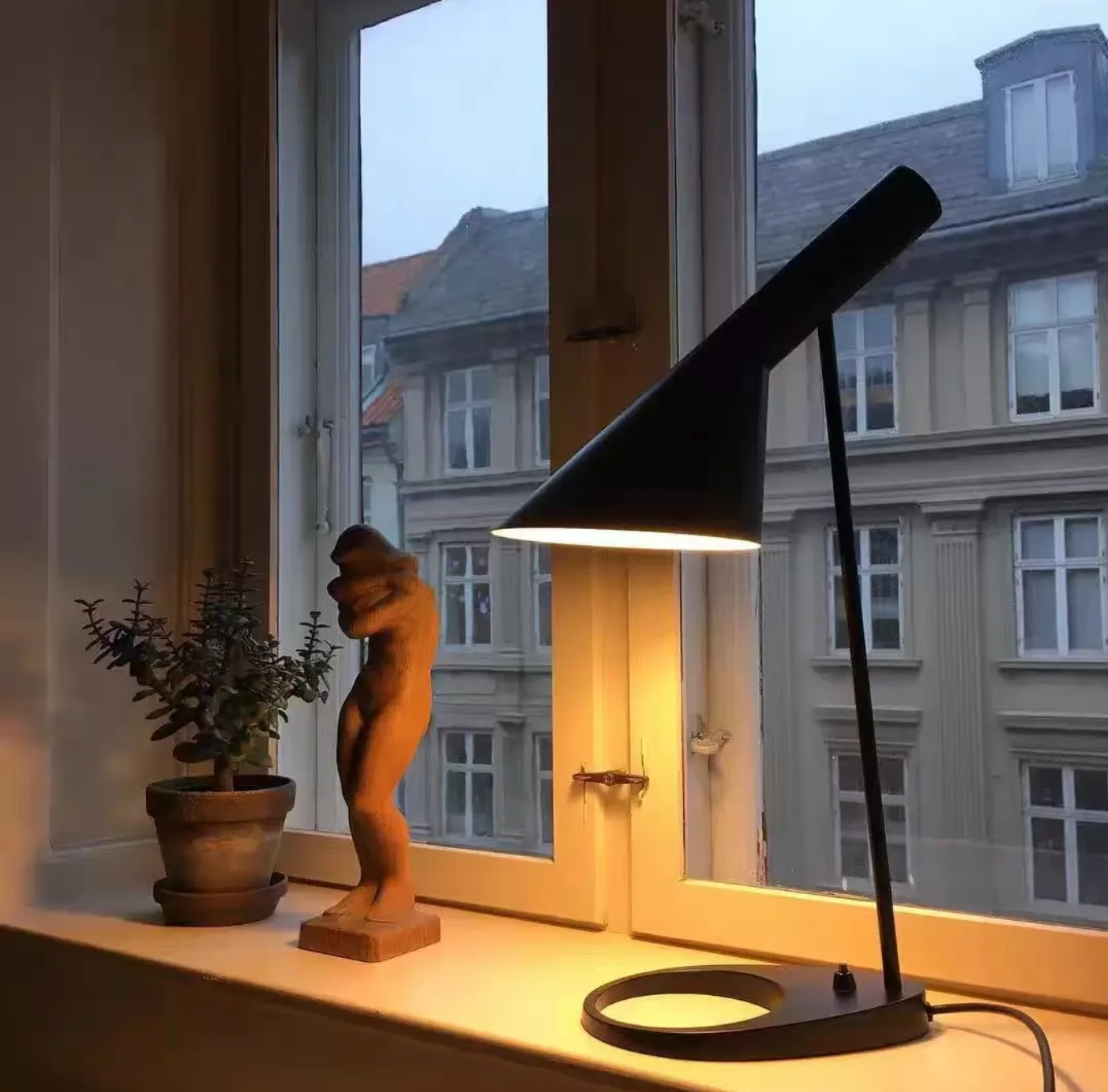 Modern Iron Table Lamp for Bedroom Scandinavian Design