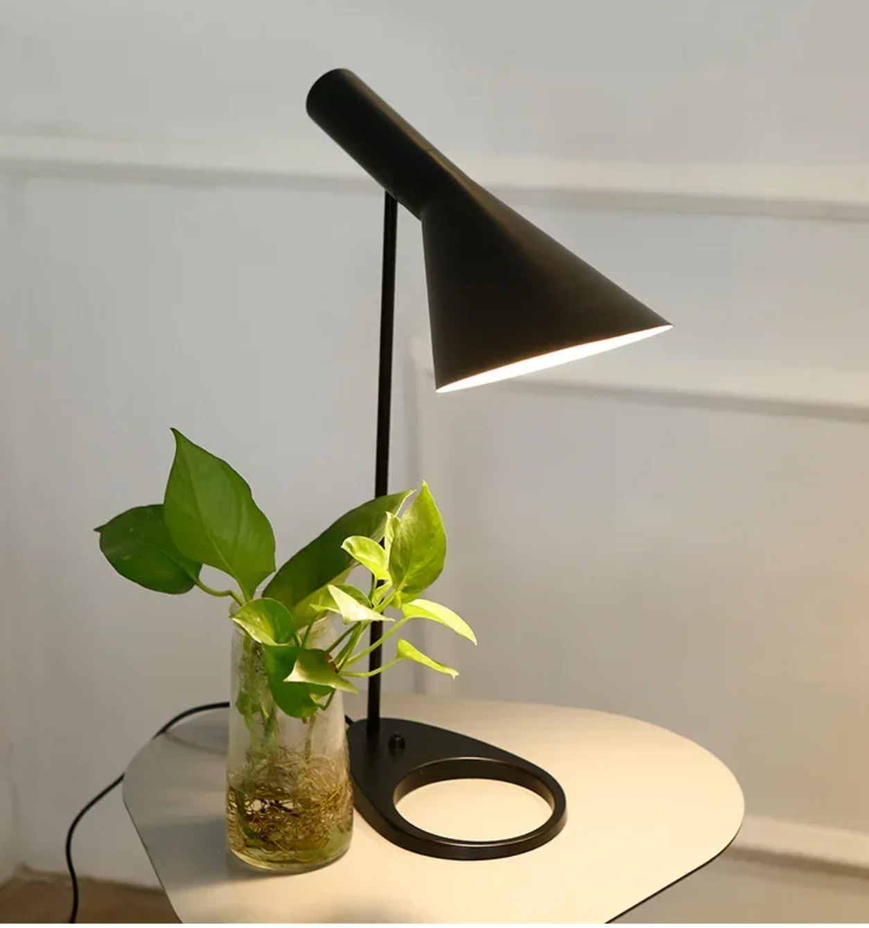 Modern Iron Table Lamp for Bedroom Scandinavian Design