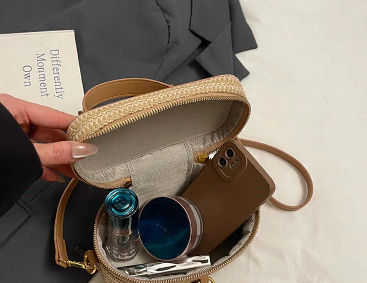 Straw Crossbody Purse for Women Woven Box Beach Bag