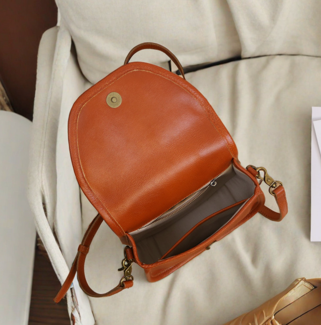 Leather Crossbody Phone Bag for Women With Strap