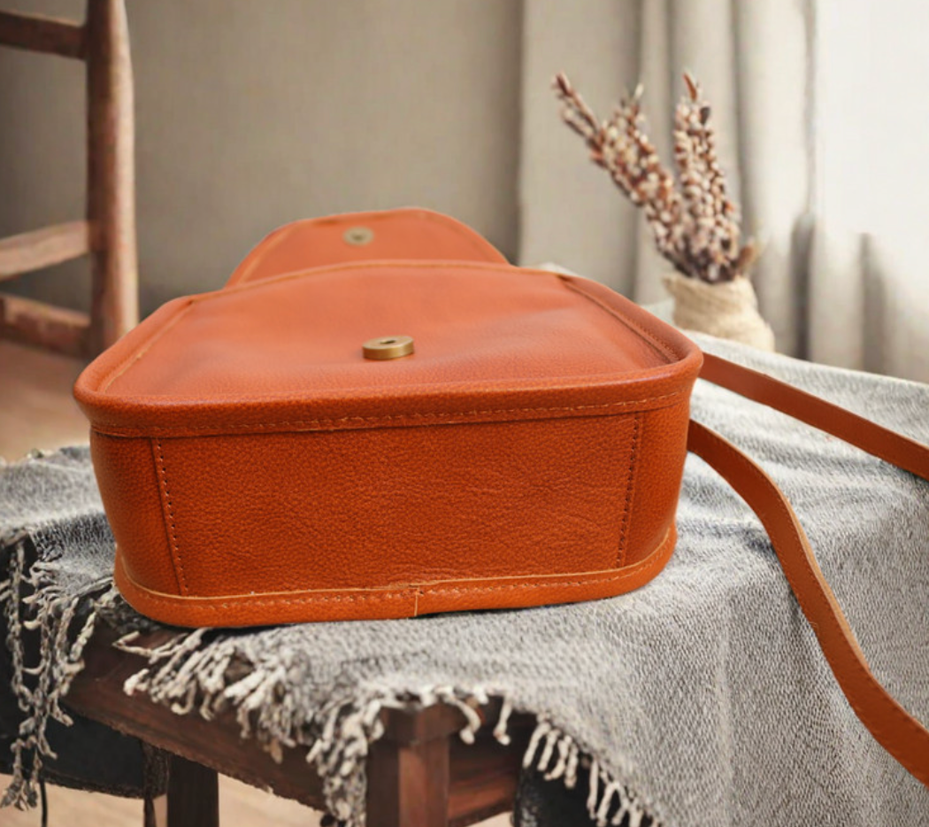 Leather Crossbody Phone Bag for Women With Strap