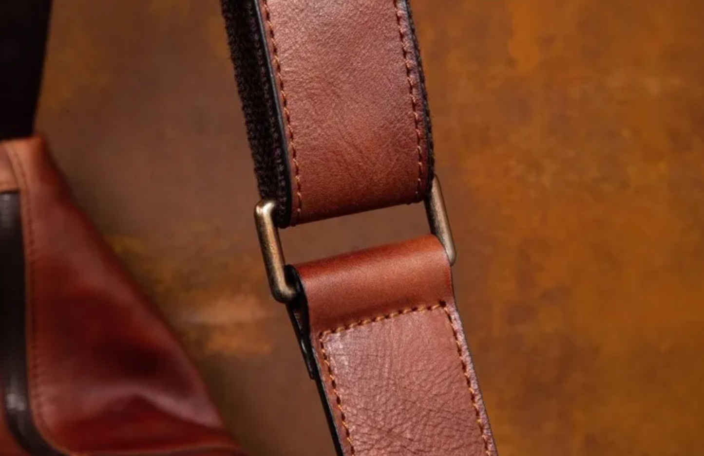 Men's Genuine Leather Crescent Chest Bag