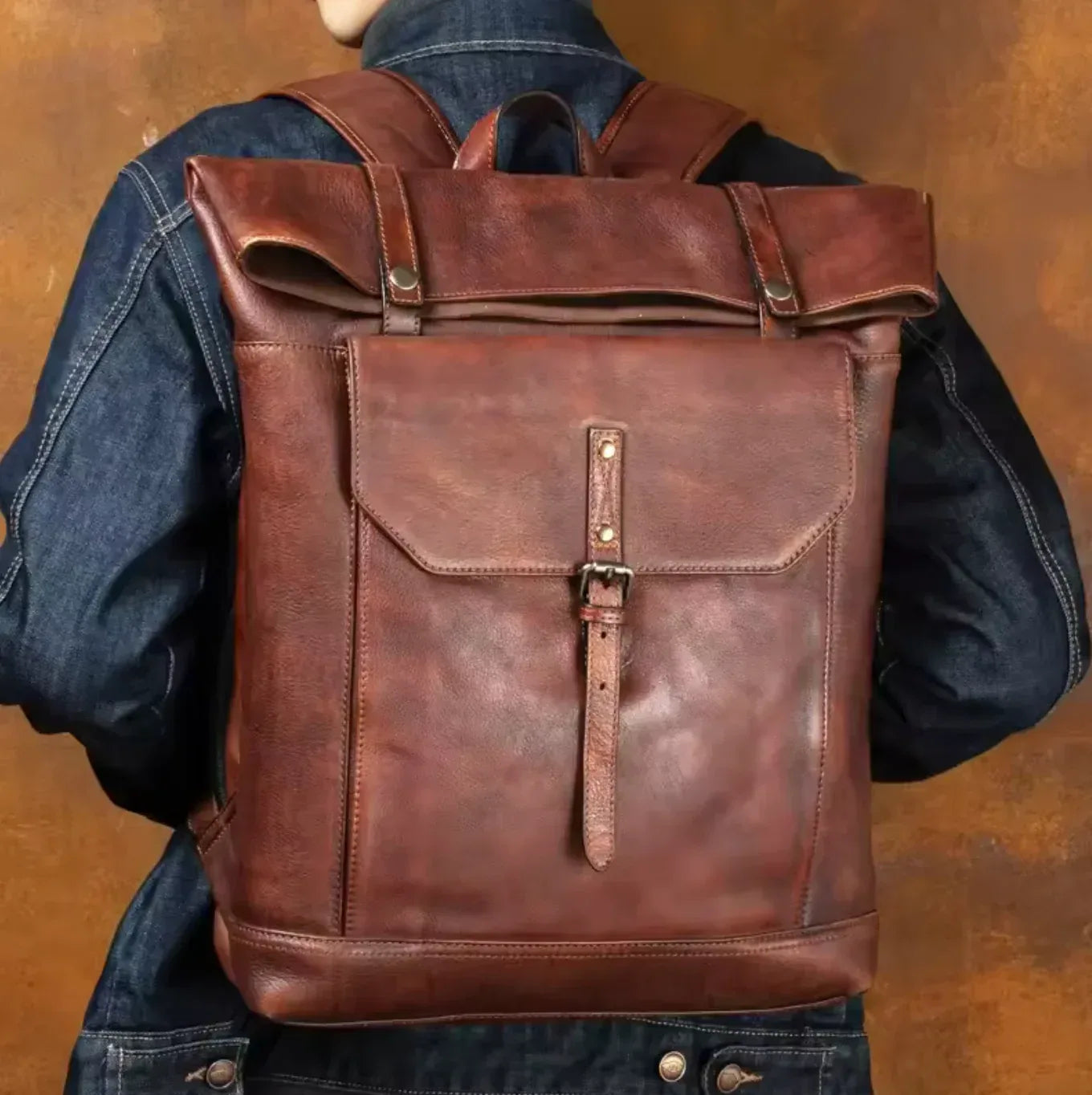 Men’s Retro Leather Laptop Travel Rucksack