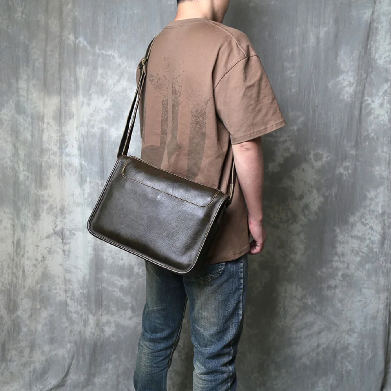 Genuine Leather Crossbody Men's Messenger Bag for Office