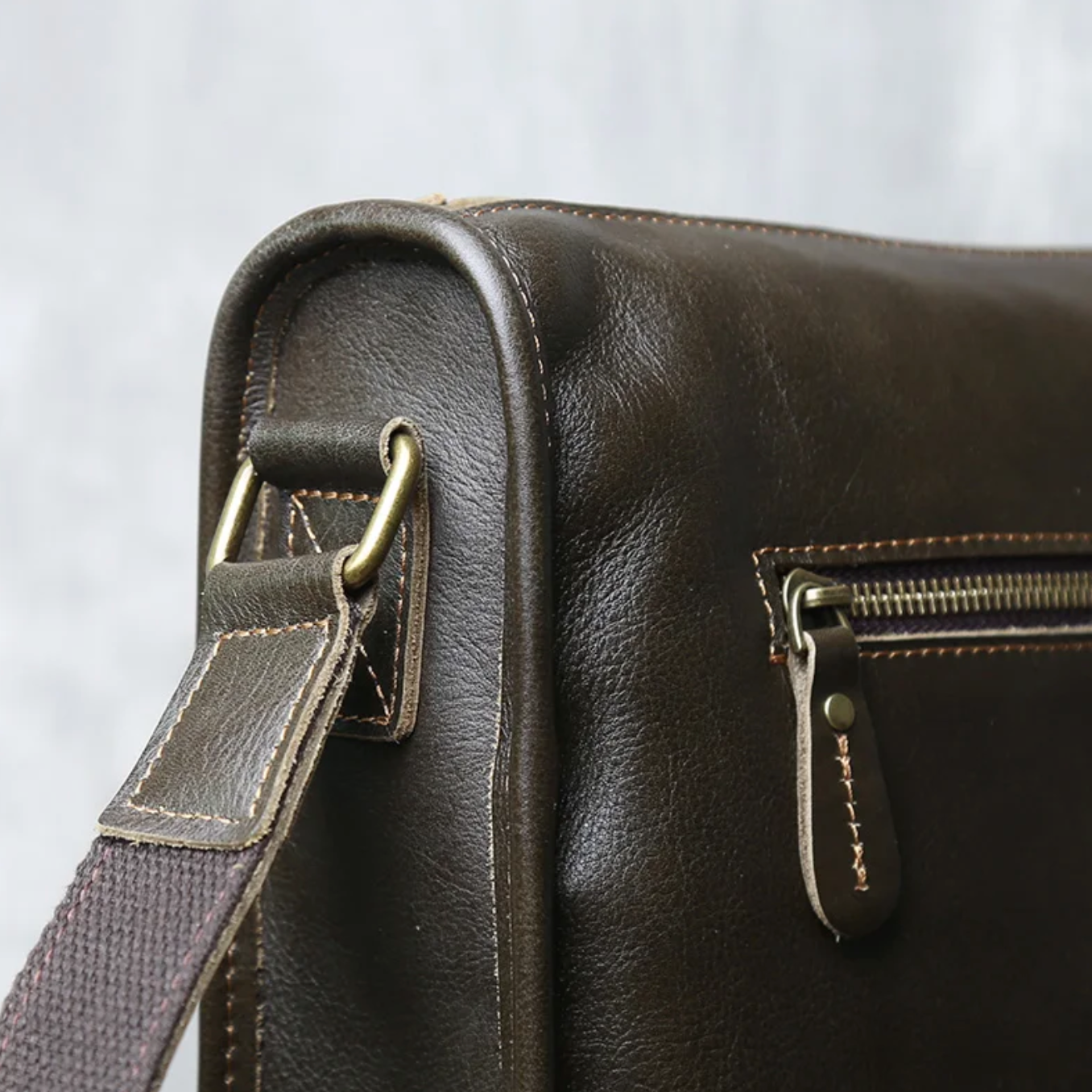 Genuine Leather Crossbody Men's Messenger Bag for Office
