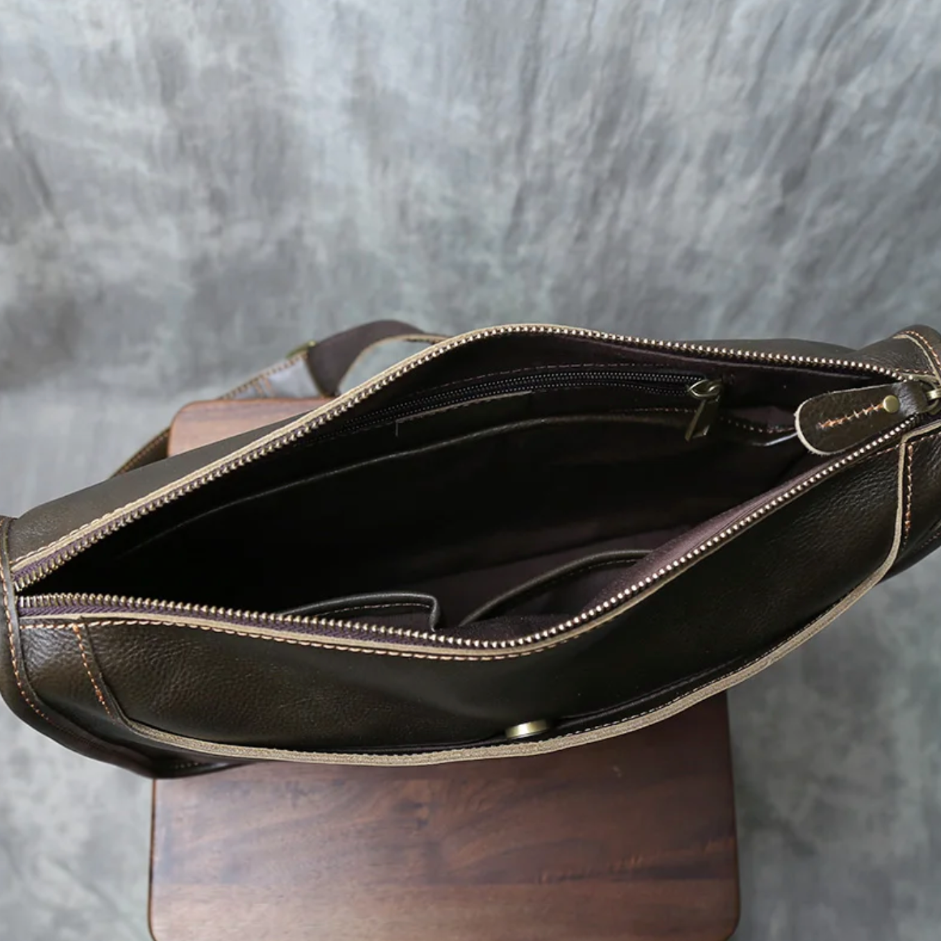 Genuine Leather Crossbody Men's Messenger Bag for Office