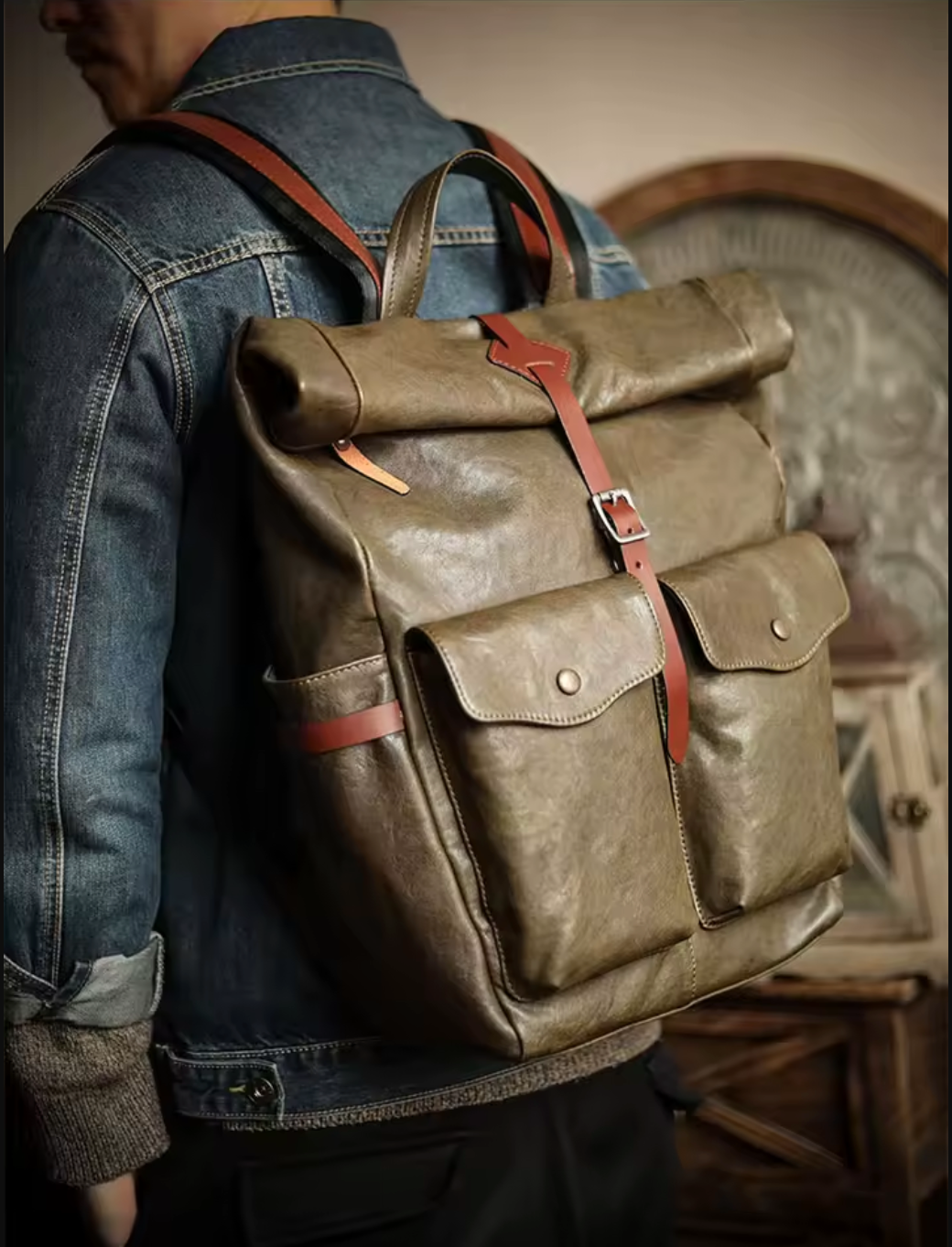 Men's Genuine Cowhide Leather Laptop Roll Top Rucksack