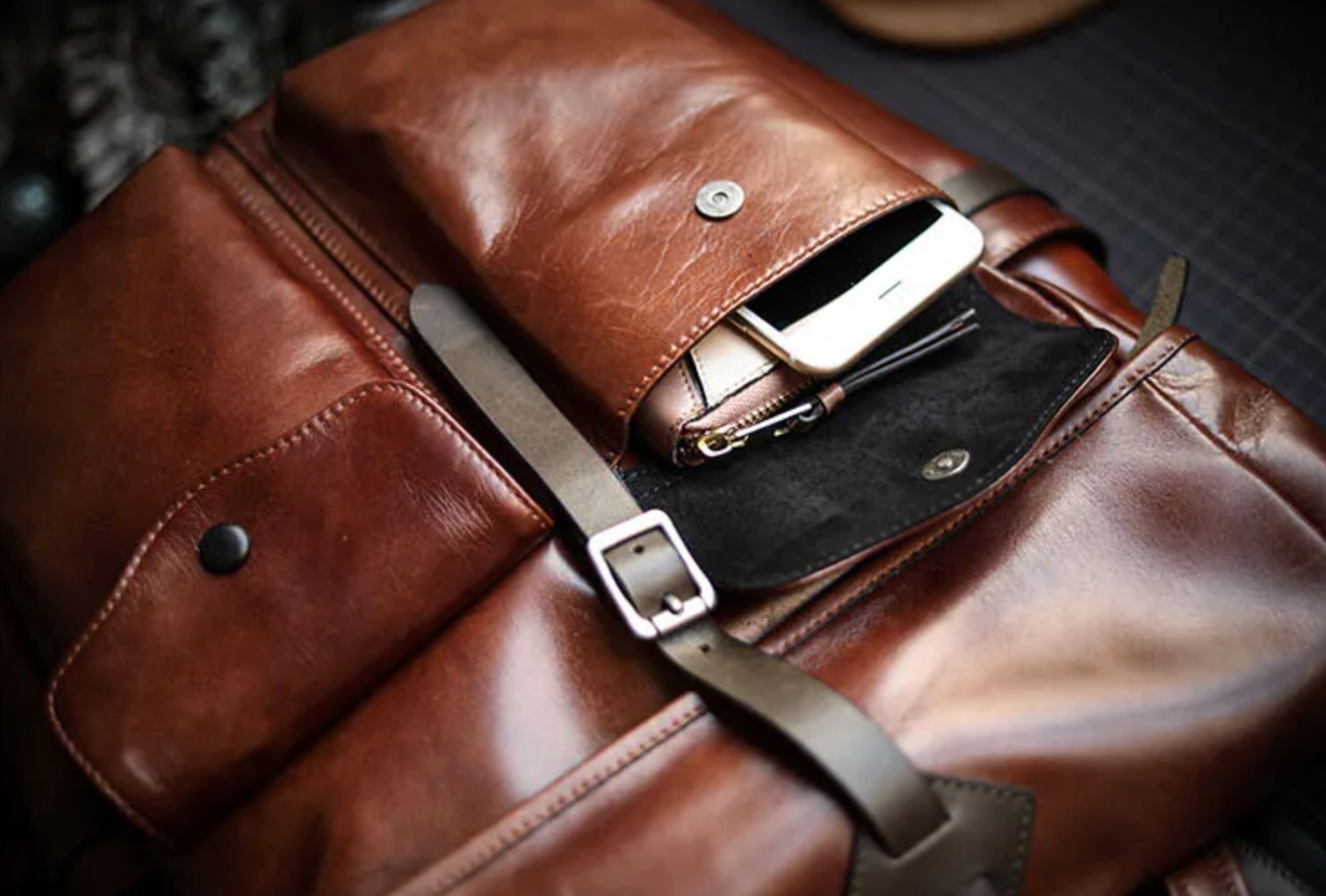 Men's Genuine Cowhide Leather Laptop Roll Top Rucksack