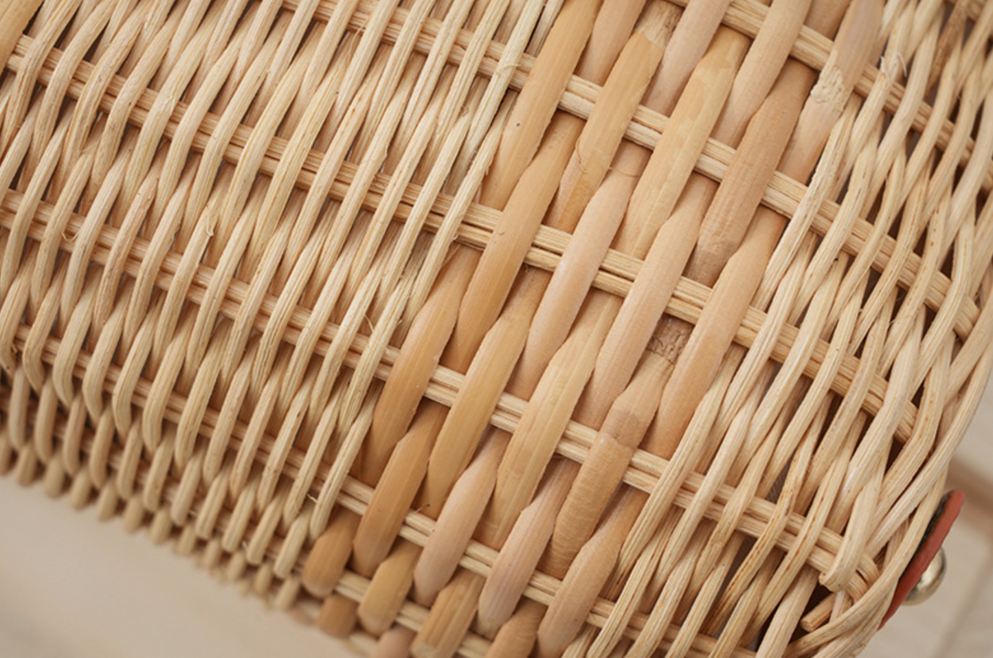 Straw Crossbody Purse Woven Summer Beach Bag for Women
