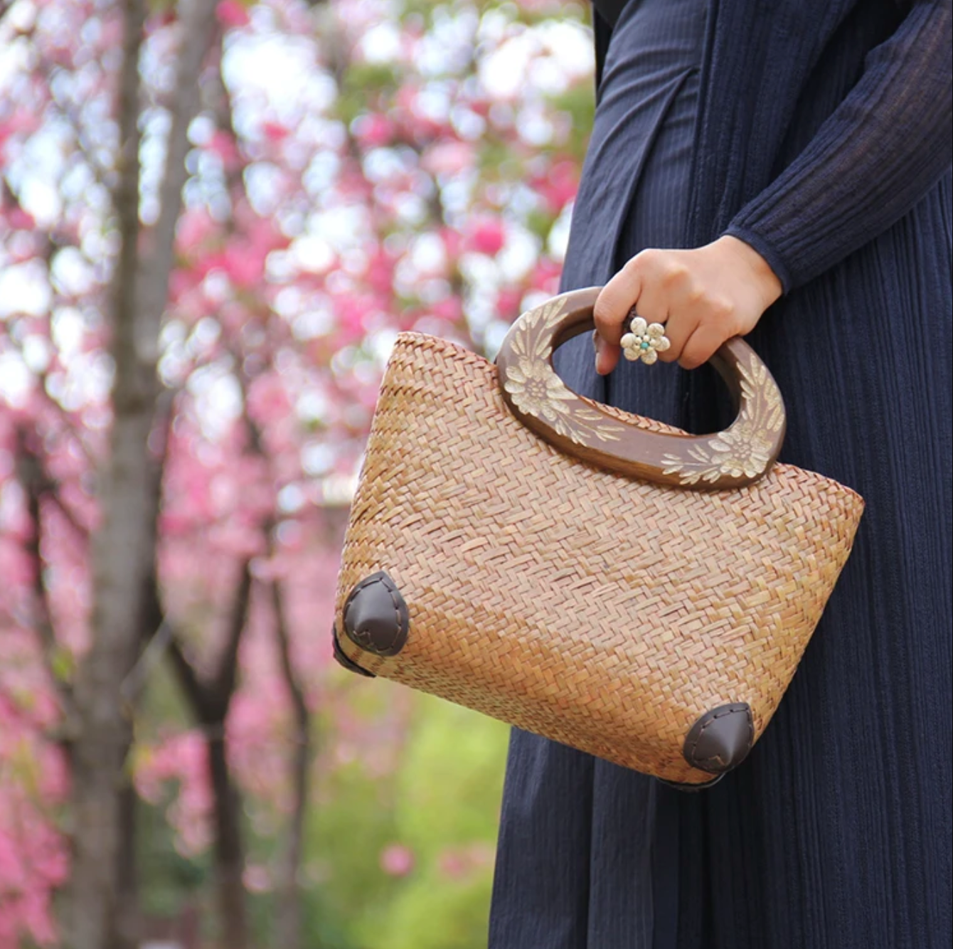 Handwoven Summer Straw Tote Purse with Wooden Handles