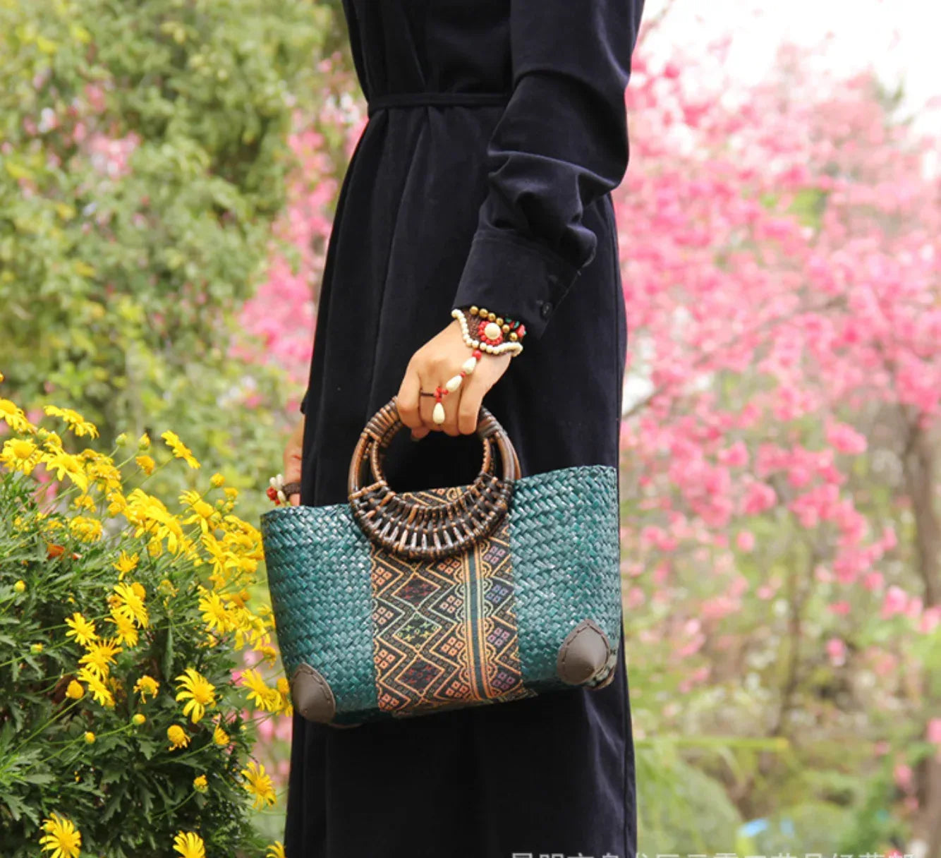 Straw Woven Women’s Bag Summer Beach Tote