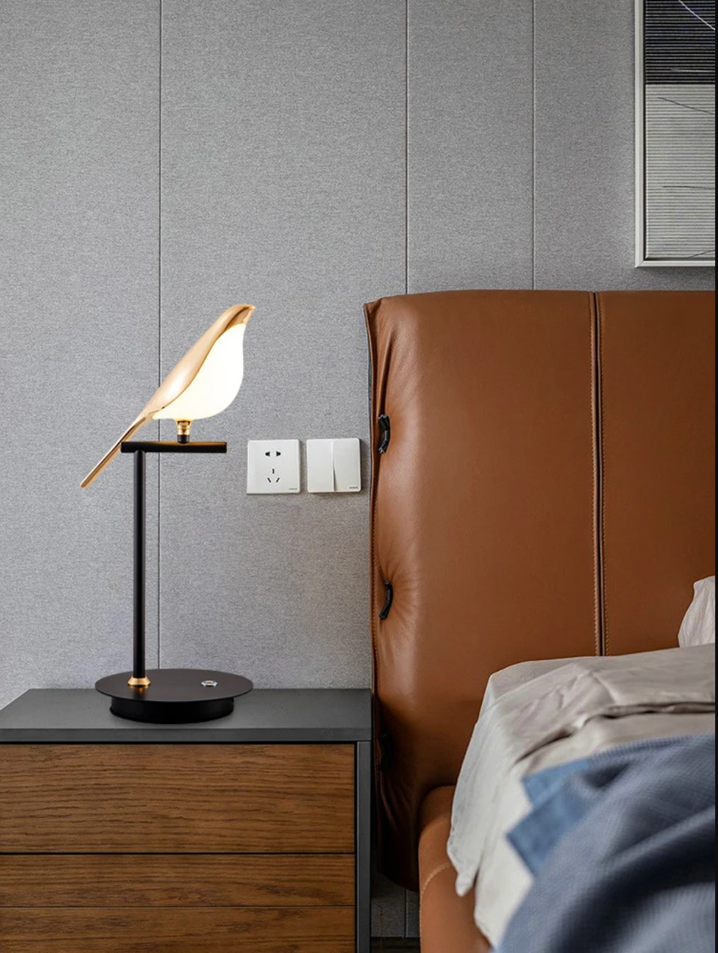 LED Bedside Table Lamp Magpie Bird Model Black Gold