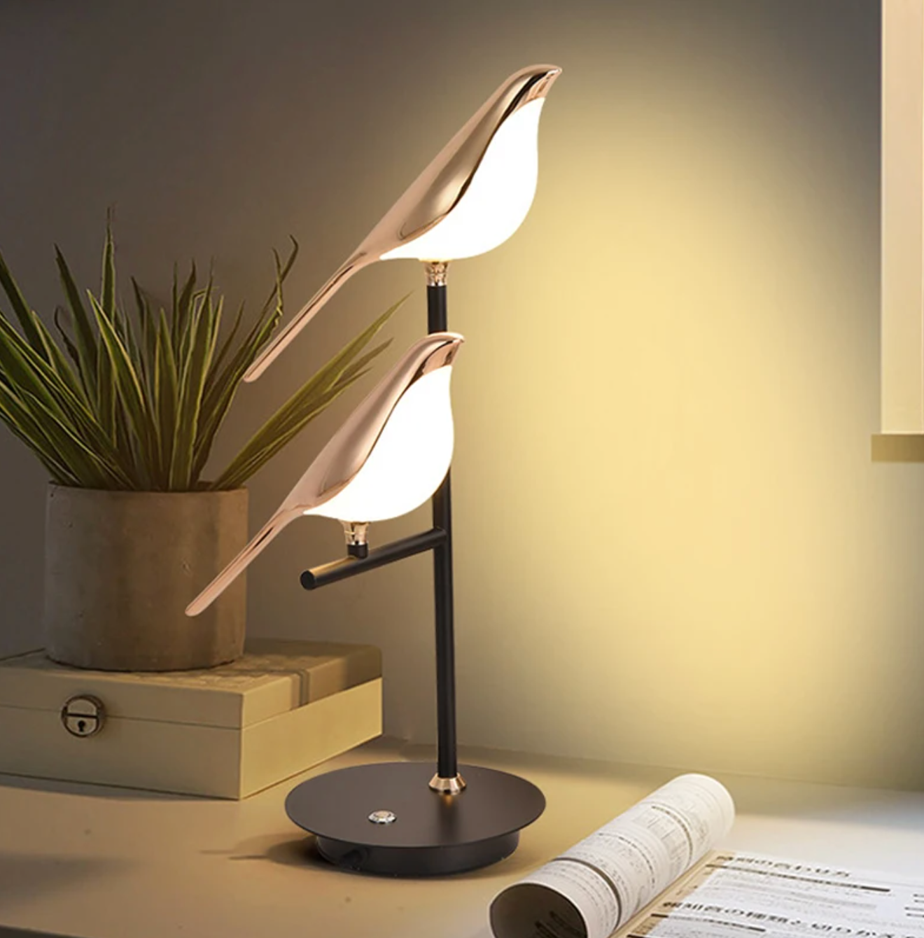 LED Bedside Table Lamp Magpie Bird Model Black Gold