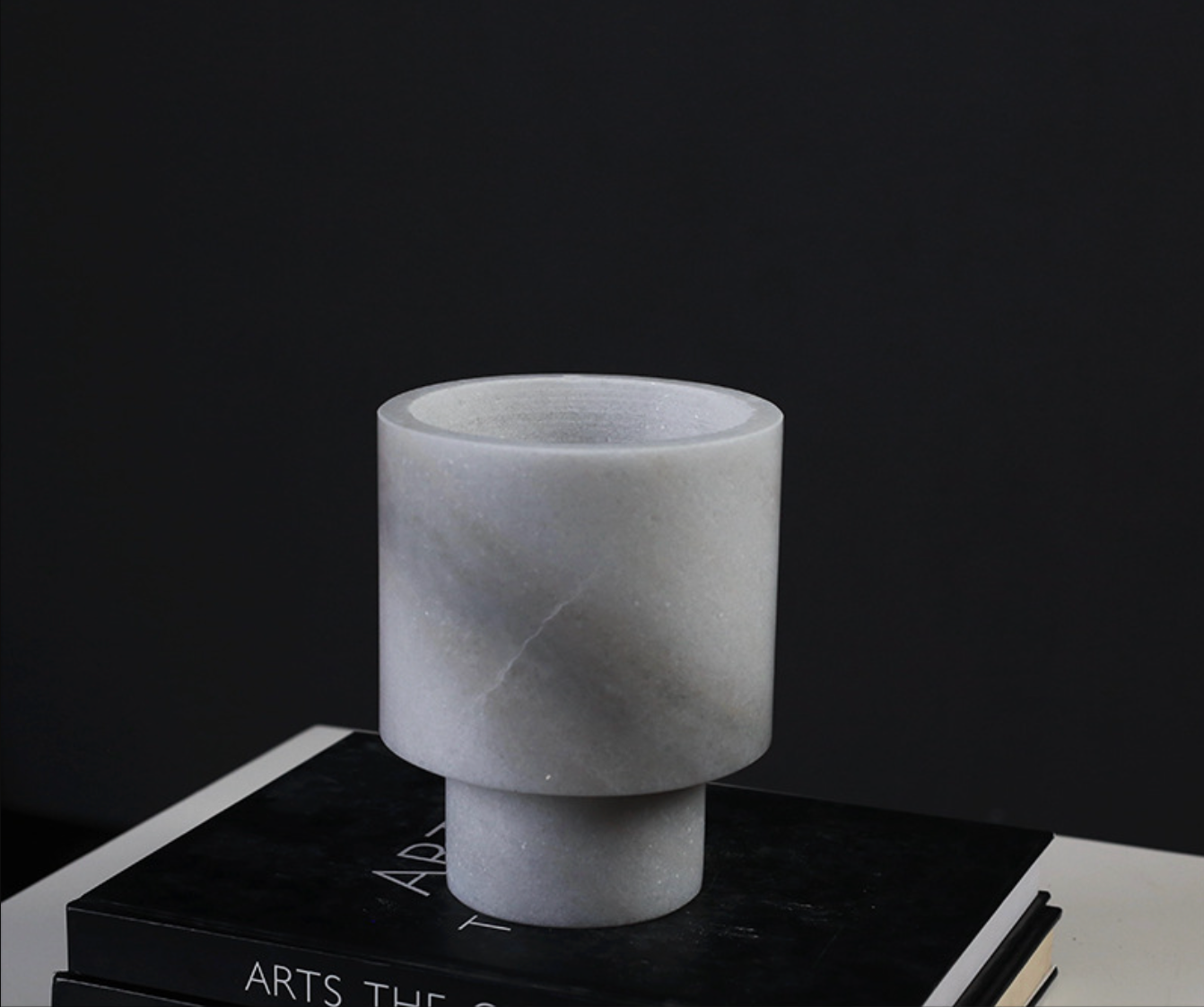 Luxury Marble Vase for Living Room, Office, and Hotel Decoration