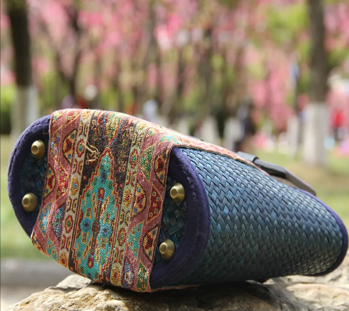 Retro Woven Women’s Rattan Straw Handbag with Wooden Handle