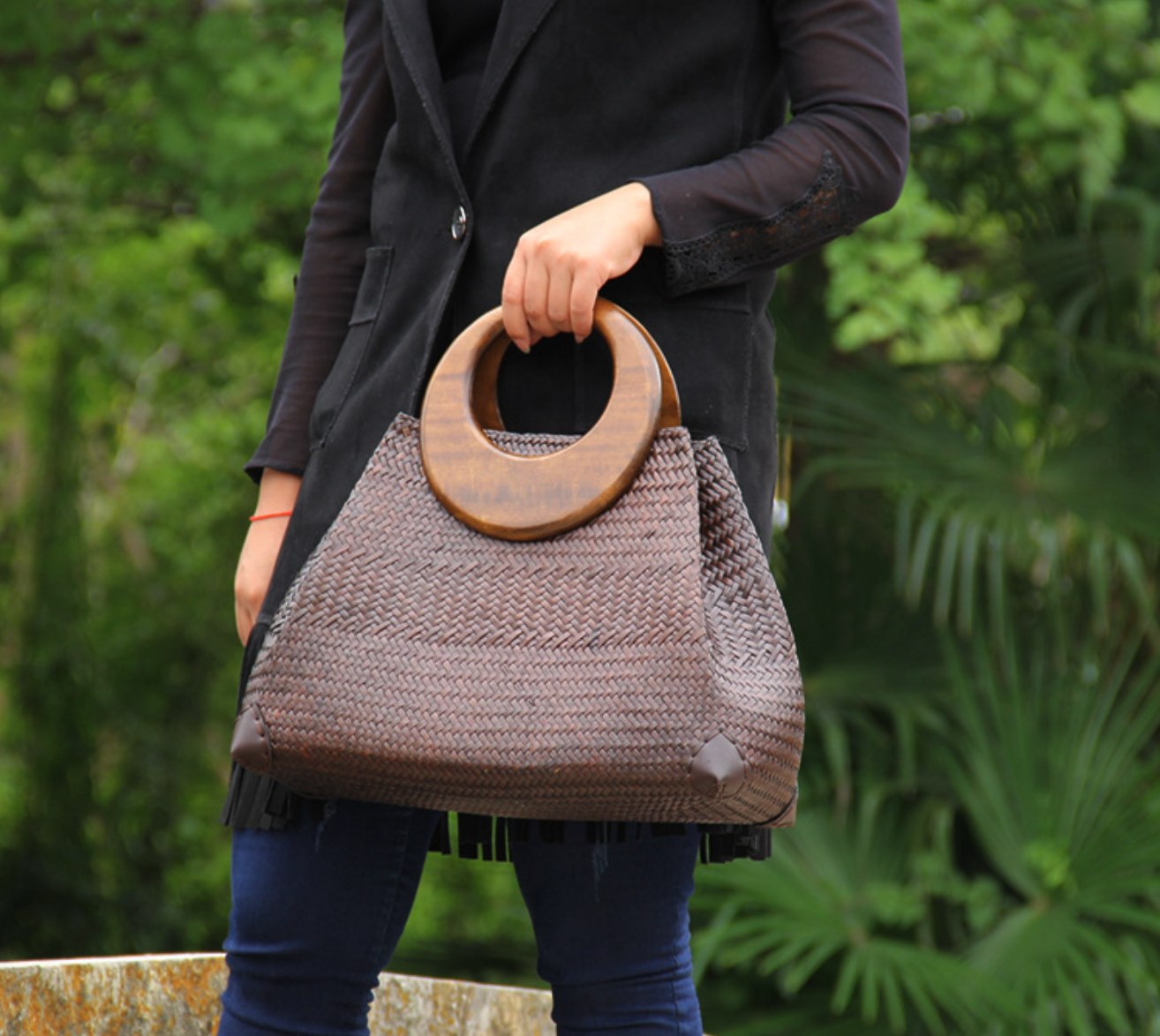 Women’s Woven Rattan Straw Handbag with Wooden Handle