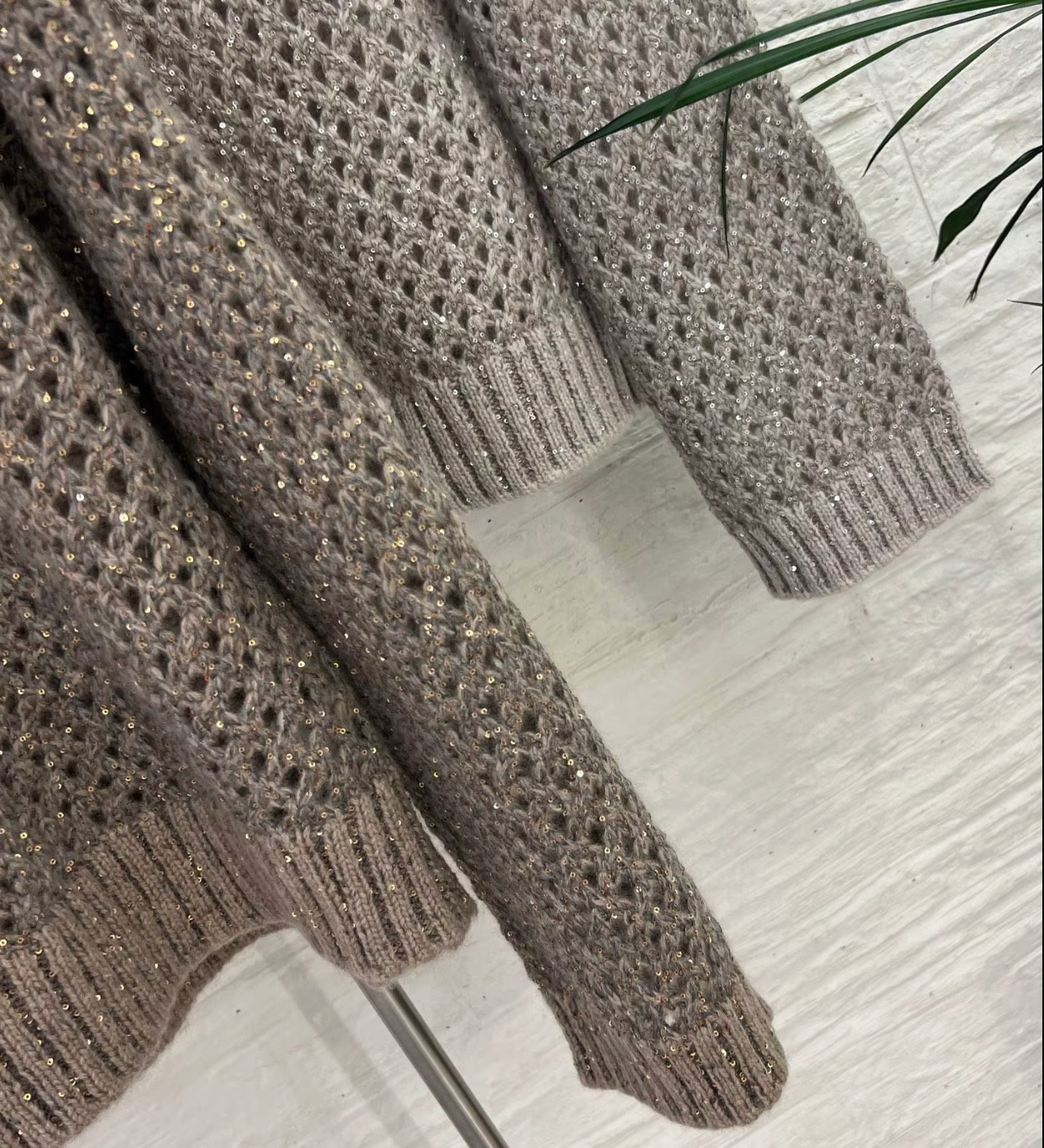 Hollow Out Sequinned Women’s Cashmere Cardigan