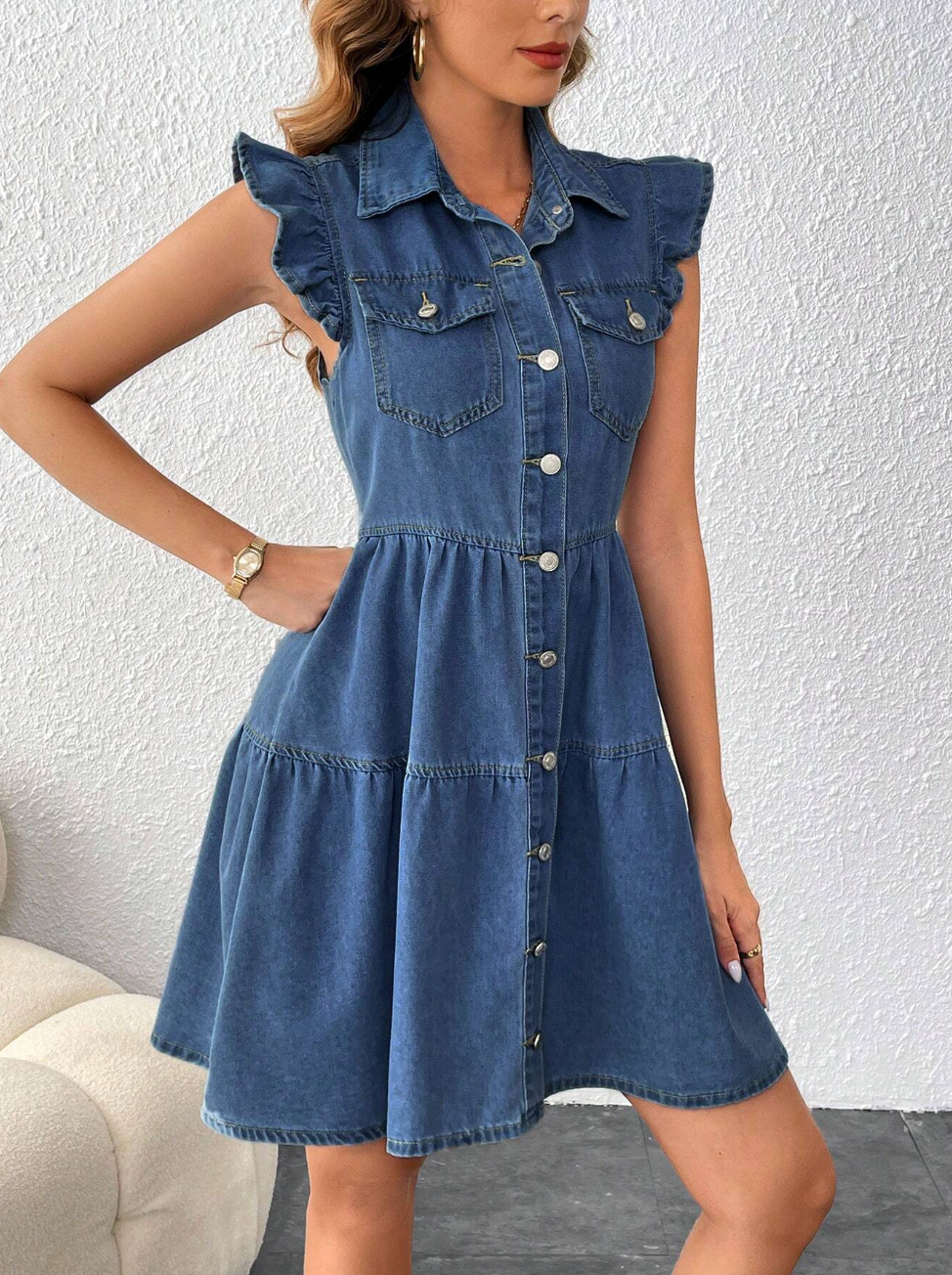 above knee sleeveless denim dress outfit