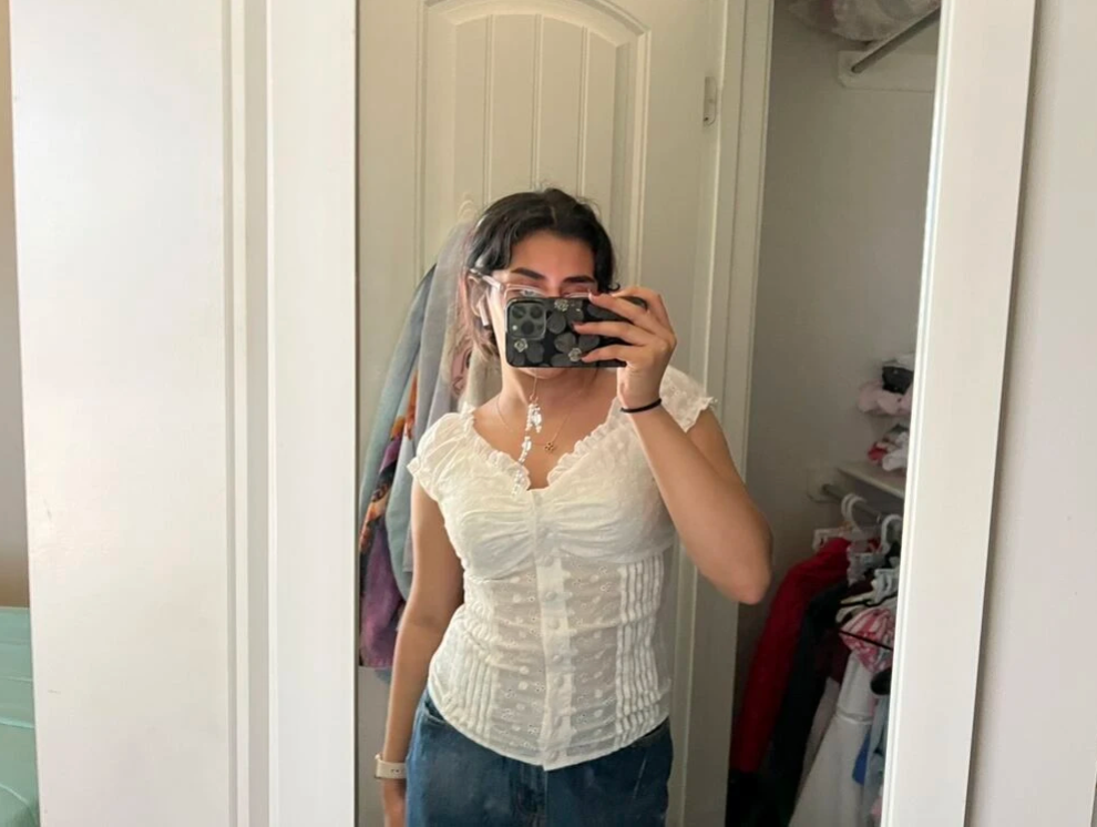 Frill Trim Camisole Tops With Lace
