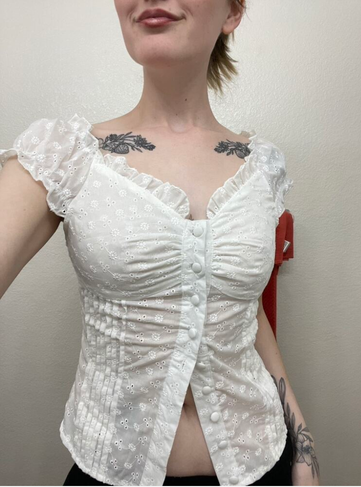Frill Trim Camisole Tops With Lace
