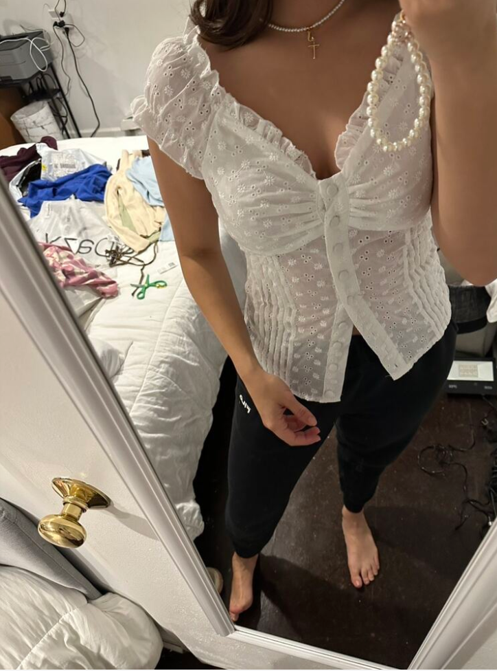 Frill Trim Camisole Tops With Lace