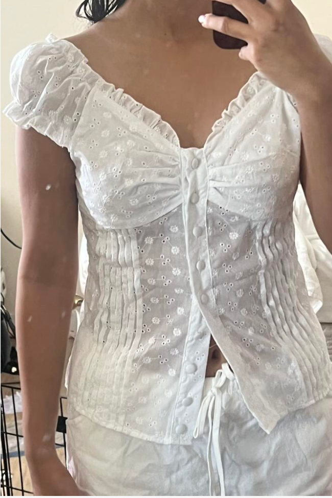 Frill Trim Camisole Tops With Lace