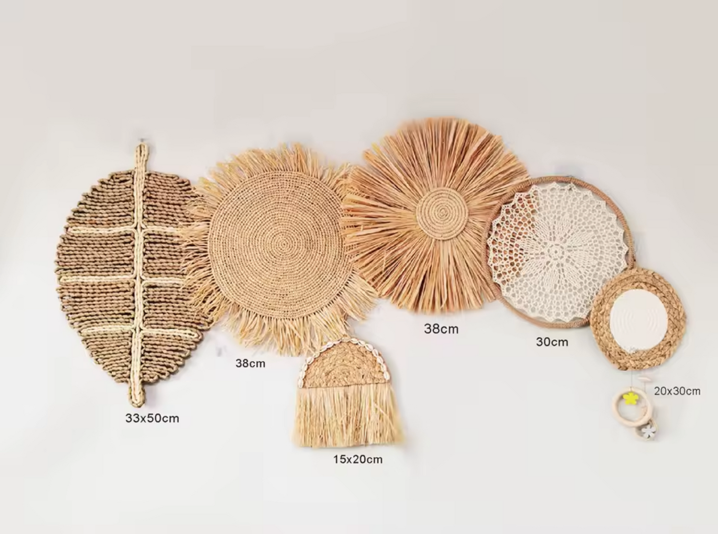 Round Woven Raffia Wall Decor Natural Straw Wall Hanging