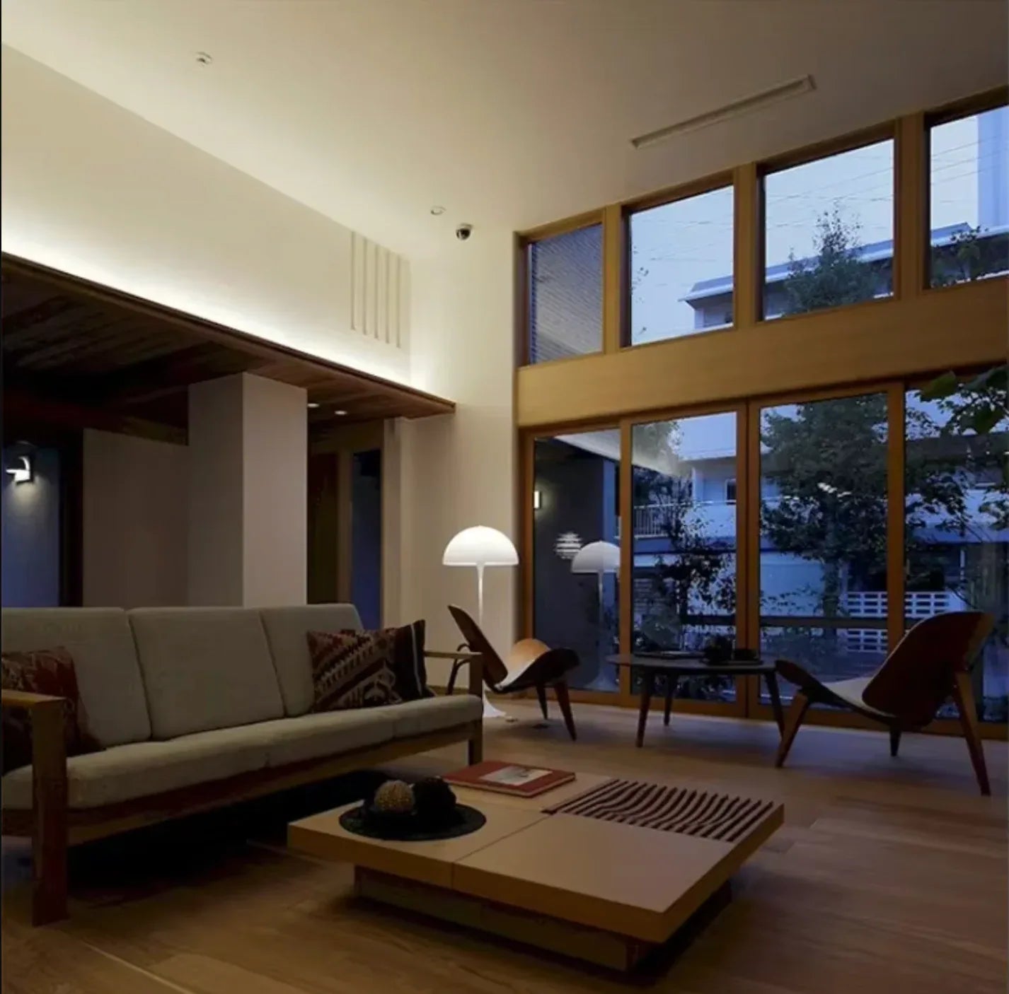 Nordic Mushroom Floor Lamp White Acrylic Danish Design