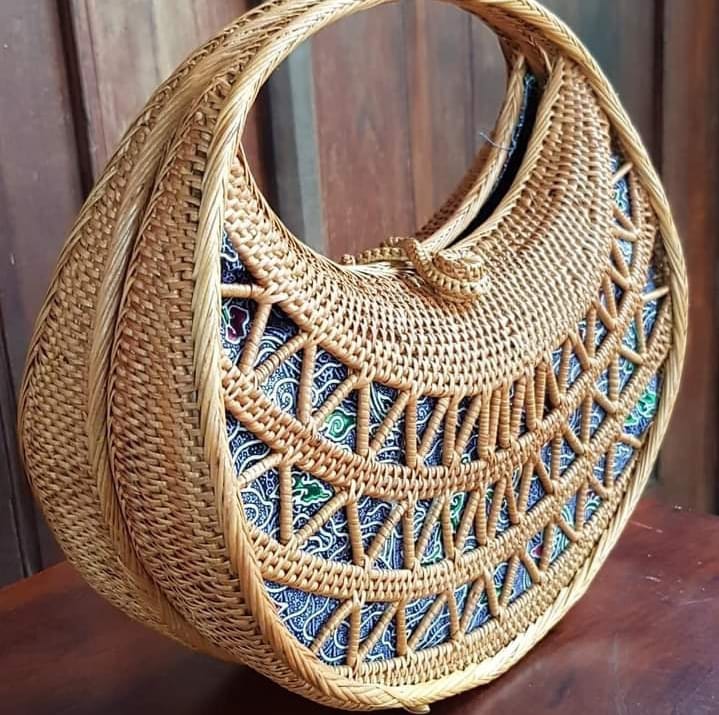 Natural Ata Half Moon Bag