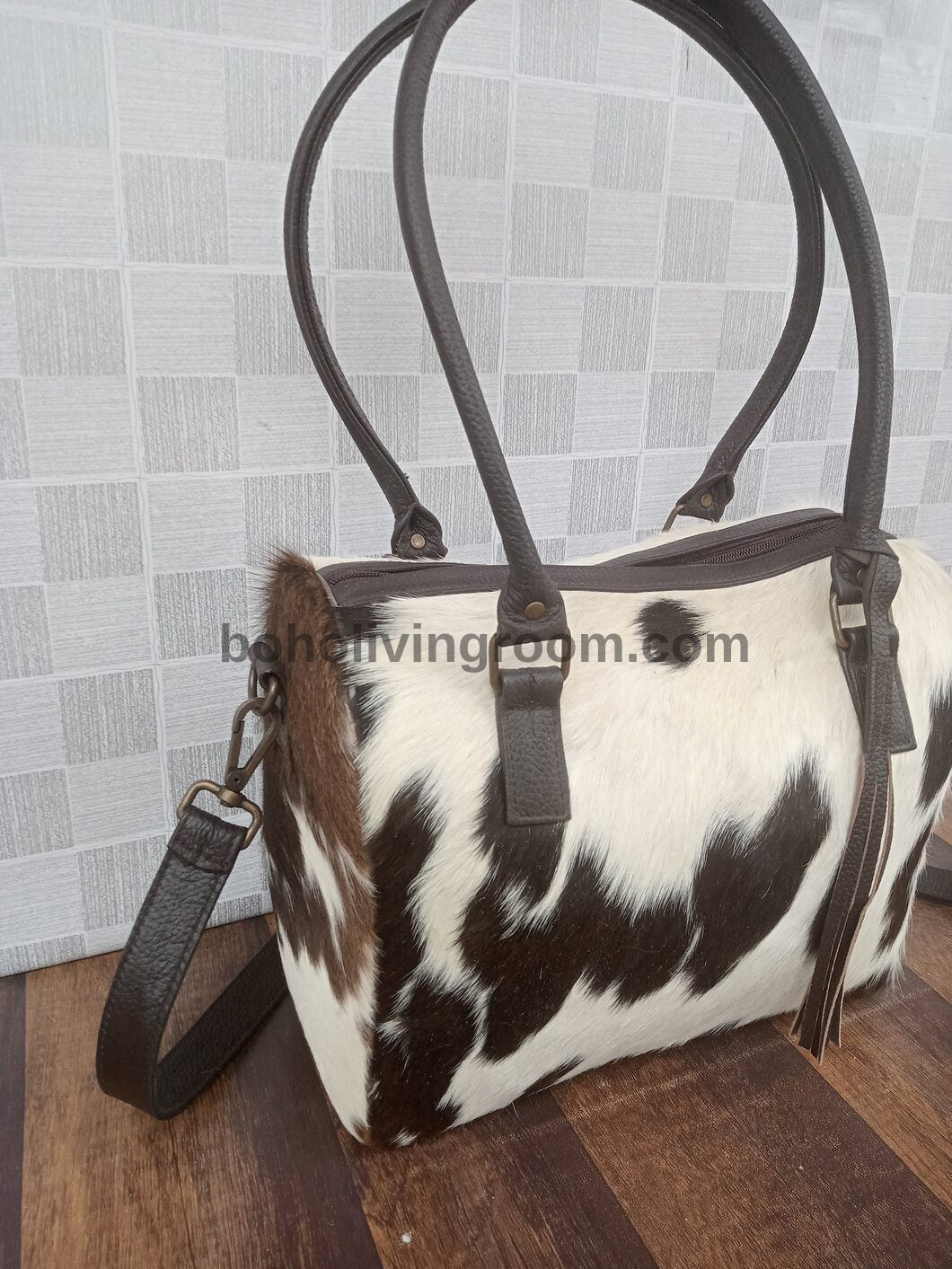 Spotted Natural Cowhide Shoulder Bag