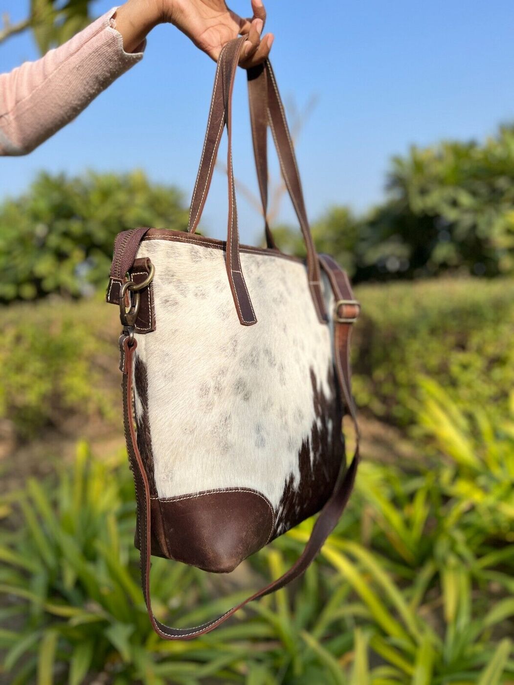 Cowhide Fur Tote Bag Brown White