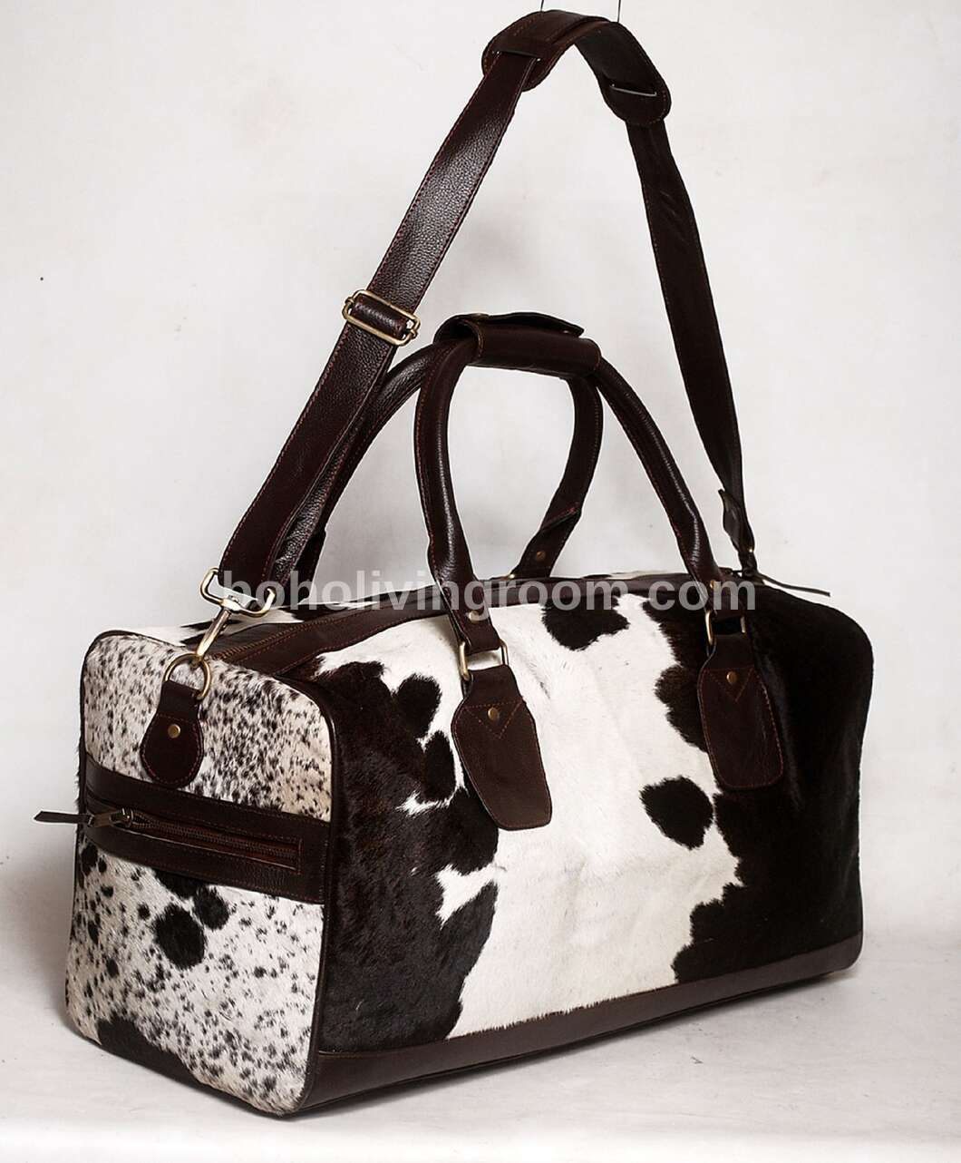 Travel light and stylish with our premium cowhide duffle bag. Crafted for durability and designed for convenience, it's a must-have.