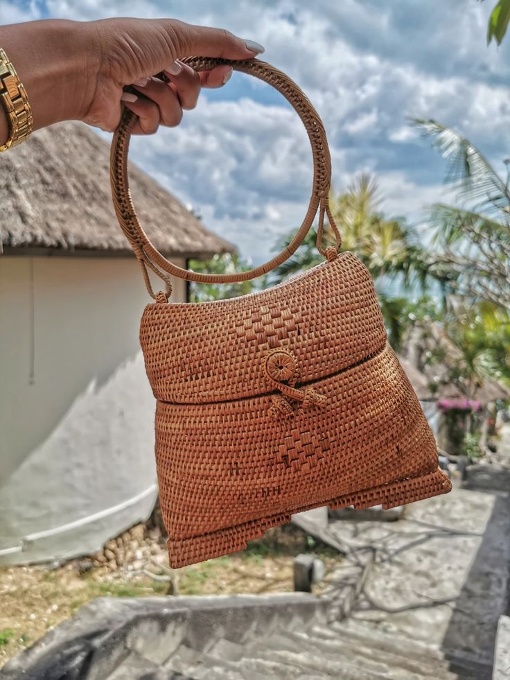 Round Handle Rattan Bag Handmade Summer Beach Purse