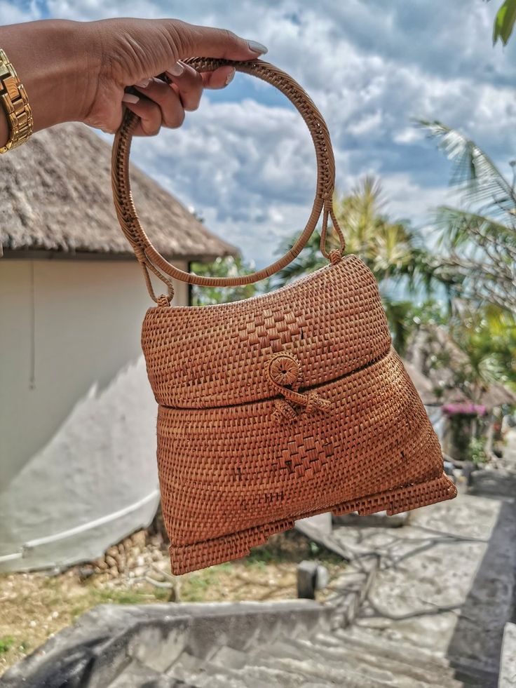 Round Handle Rattan Bag Handmade Summer Beach Purse