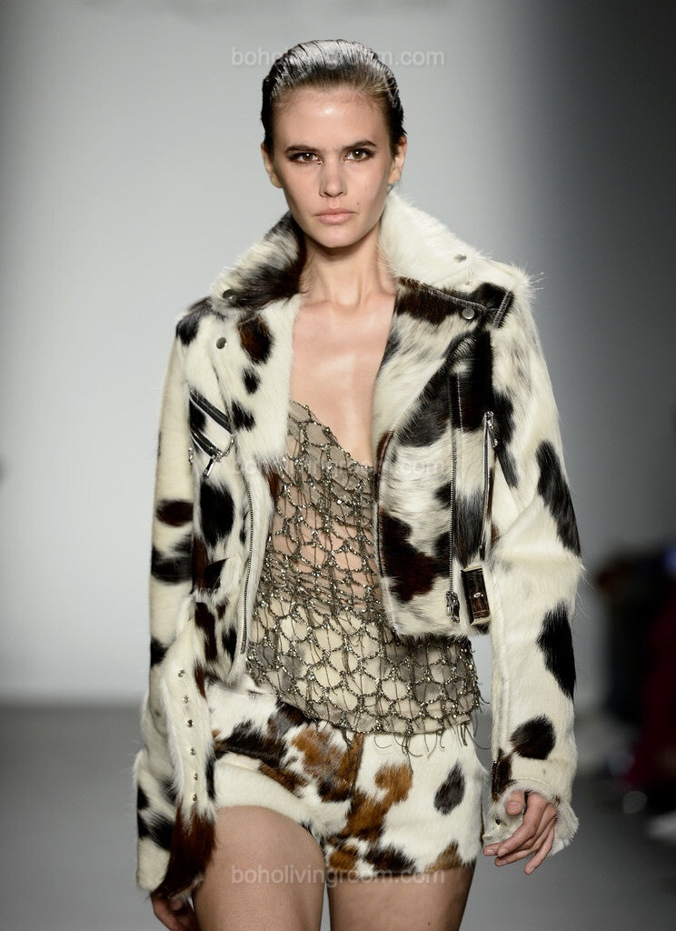 Cowhide jacket women’s style paired with high-waisted cowhide shorts—crafted from real cow skin for bold Western flair and urban edge.