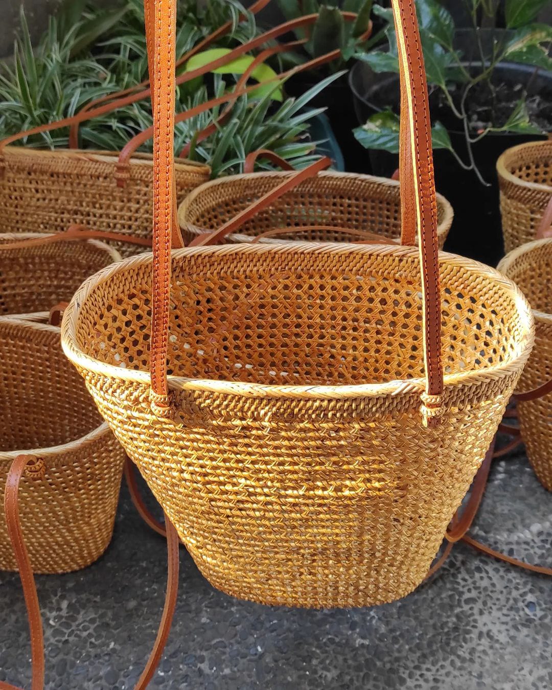 Rattan basket Bag Brown Leather Strap