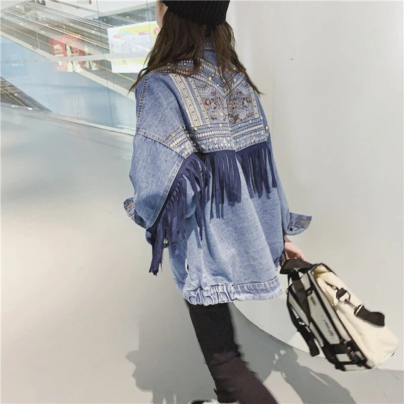 Women Cowgirl Denim Jacket with Fringe Rivets