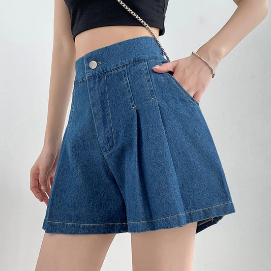Wide Leg Pleated Women Denim Shorts