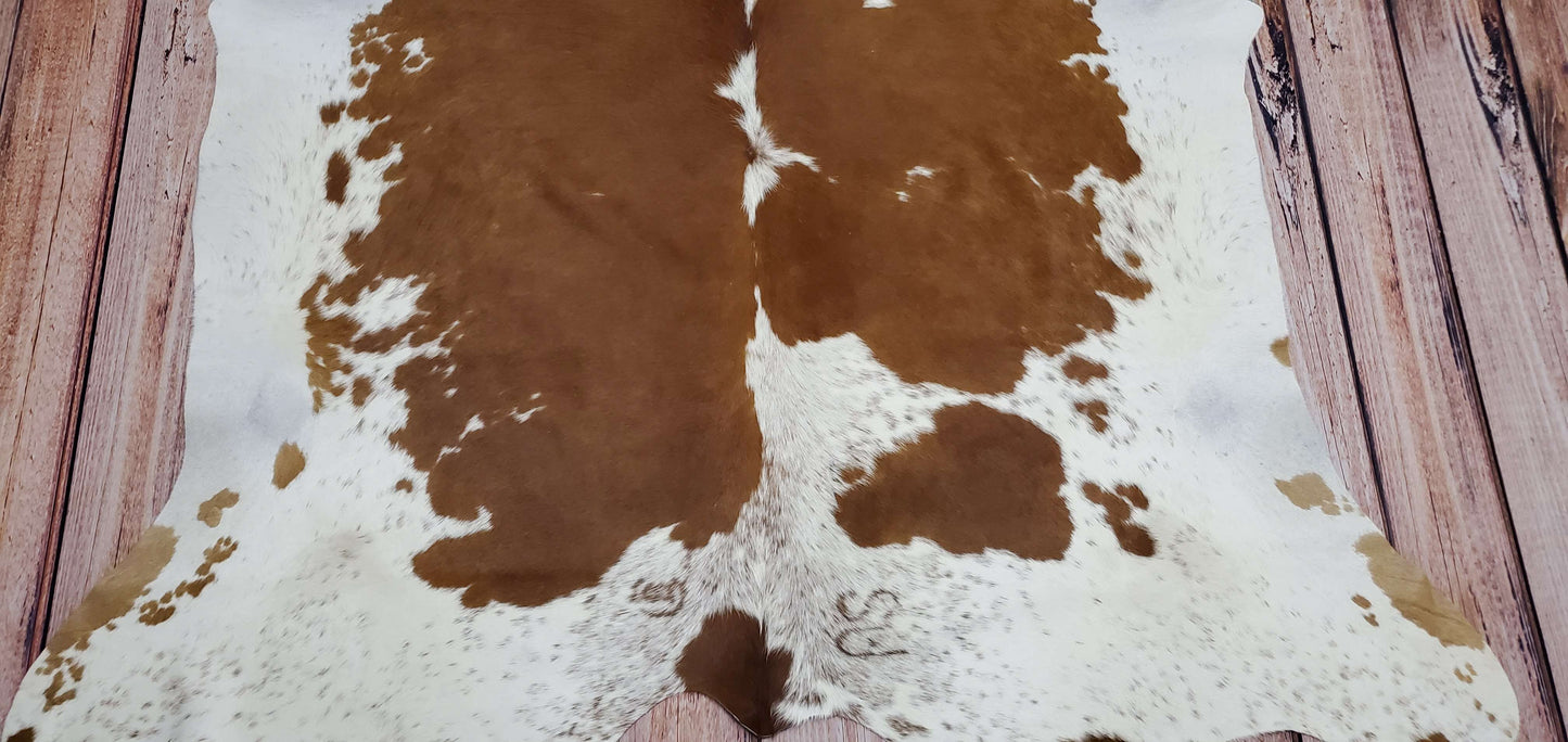 Hereford cowhide rug 6ft x 5ft