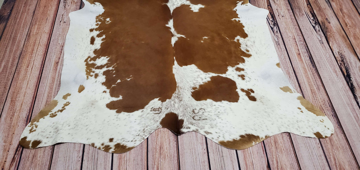 Hereford cowhide rug 6ft x 5ft